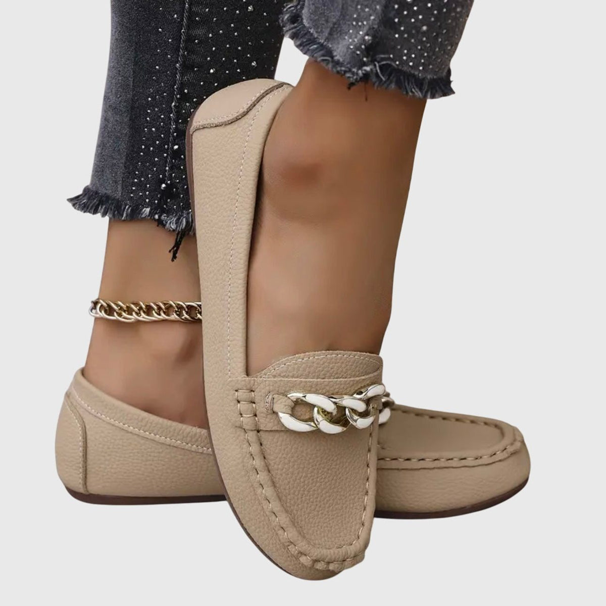 Chain Detail Leather Loafers for Women - 5 Us | 36 Eu