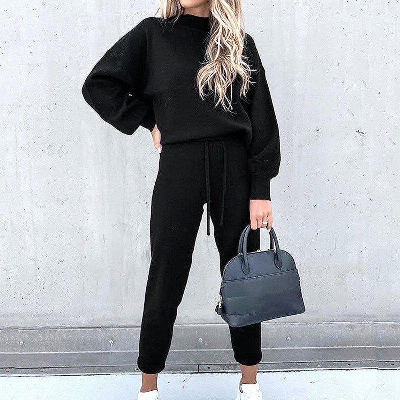 Cropped Crew Neck Sweatshirt Jogger Set for Women - Black
