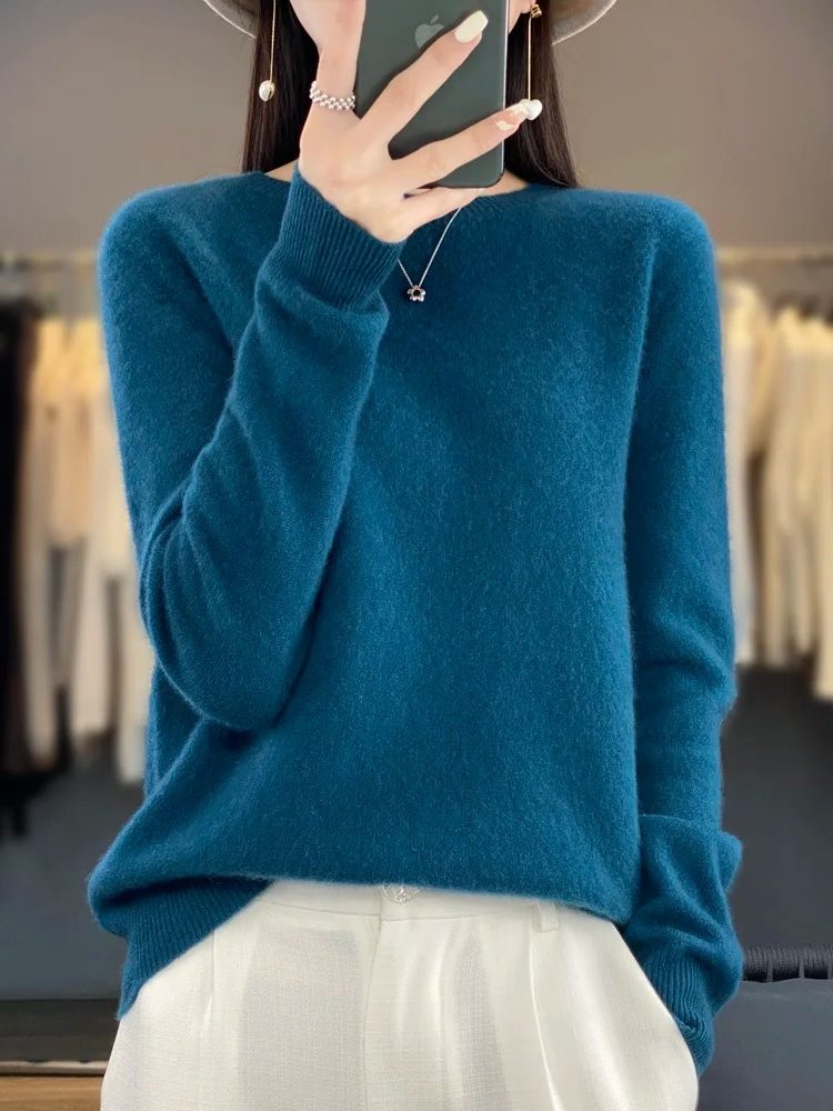 Ribbed Knit Crew Neck Sweater for Women - Dark blue