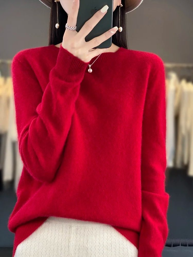 Ribbed Knit Crew Neck Sweater for Women - Red