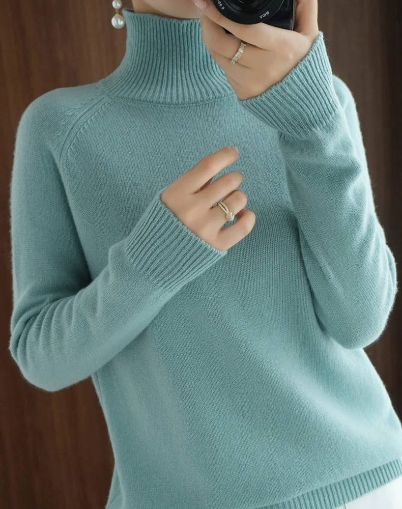 Ribbed Knit Roll Neck Merino Wool Sweater for Women
