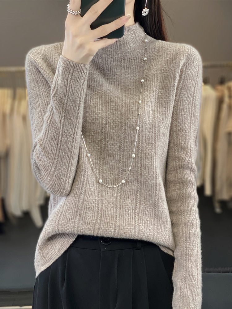 Ribbed Knit Wool Turtleneck Sweater for Women - View 5