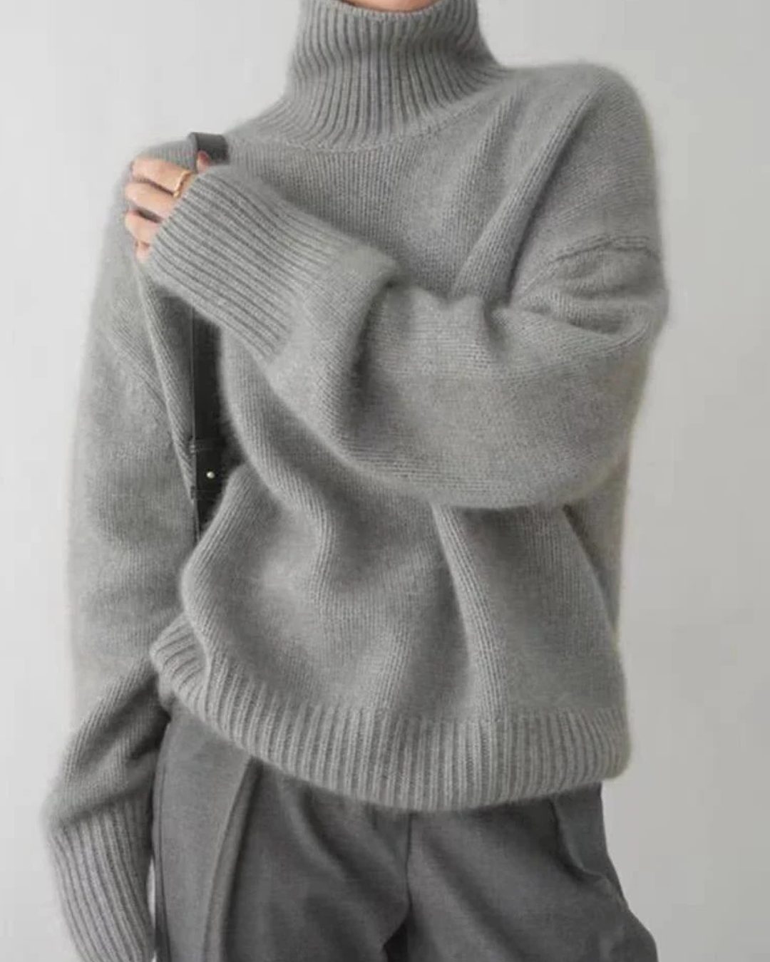 Wool Blend Turtleneck Sweater for Women - Grau
