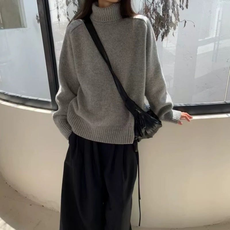Wool Ribbed Knit Turtleneck Sweater for Women - Light gray