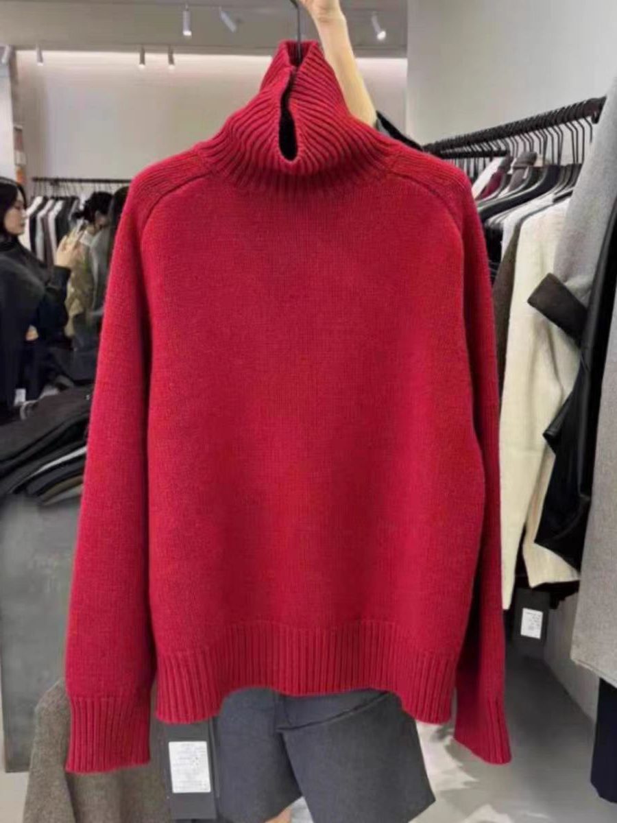 Wool Ribbed Knit Turtleneck Sweater for Women - Red